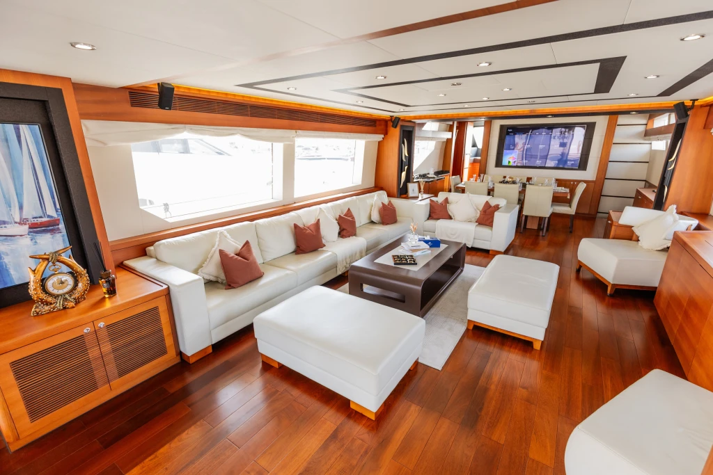 Kaltes 96ft Dubai Privat-Yacht-Ausflug