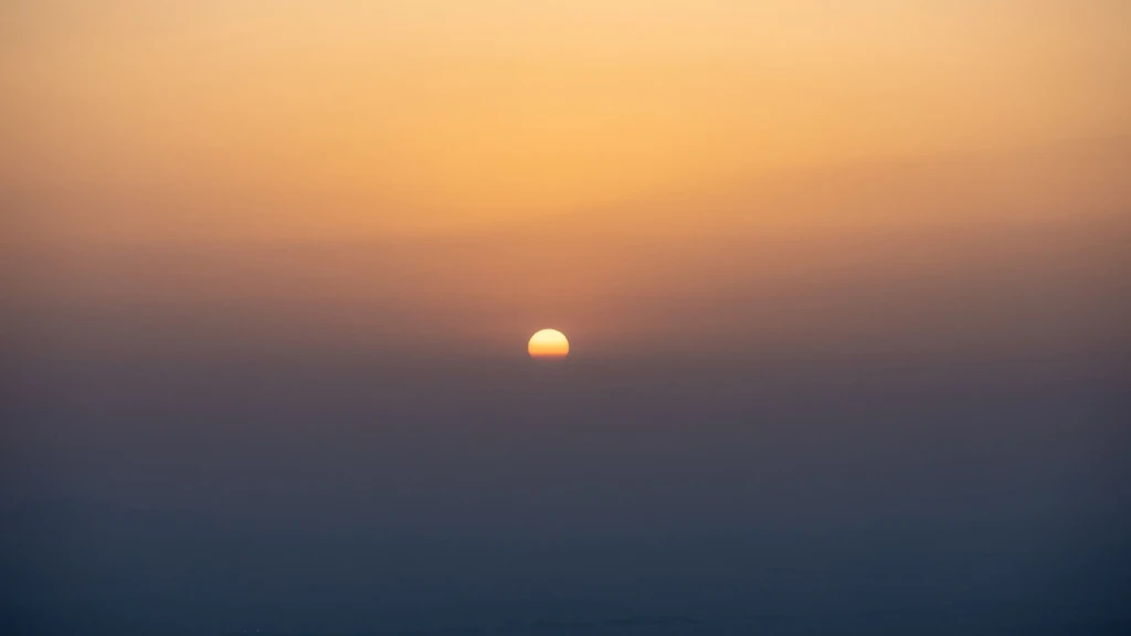 Sunrise Hot Air Balloon Ride Dubai with Falcon Show