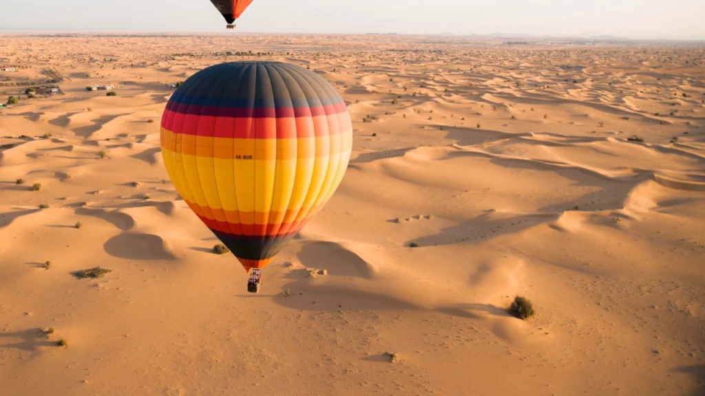 Sunrise Hot Air Balloon Ride Dubai with Falcon Show