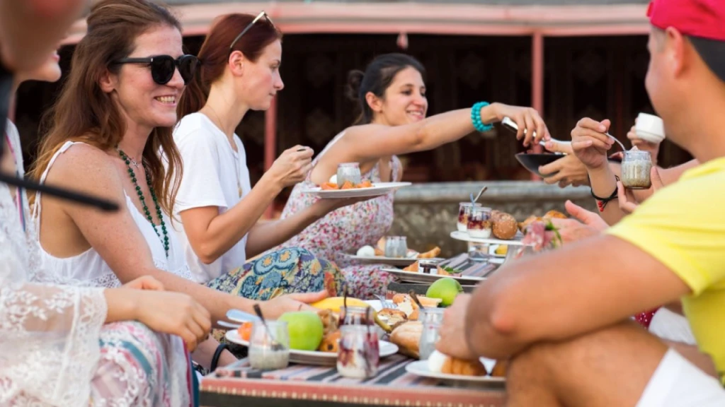 Deluxe Hot Air Balloon Dubai With Gourmet Breakfast & Camel Ride