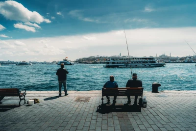 Descompasso e Alegria: As Primeiras 12 Horas de um Americano em Istambul
