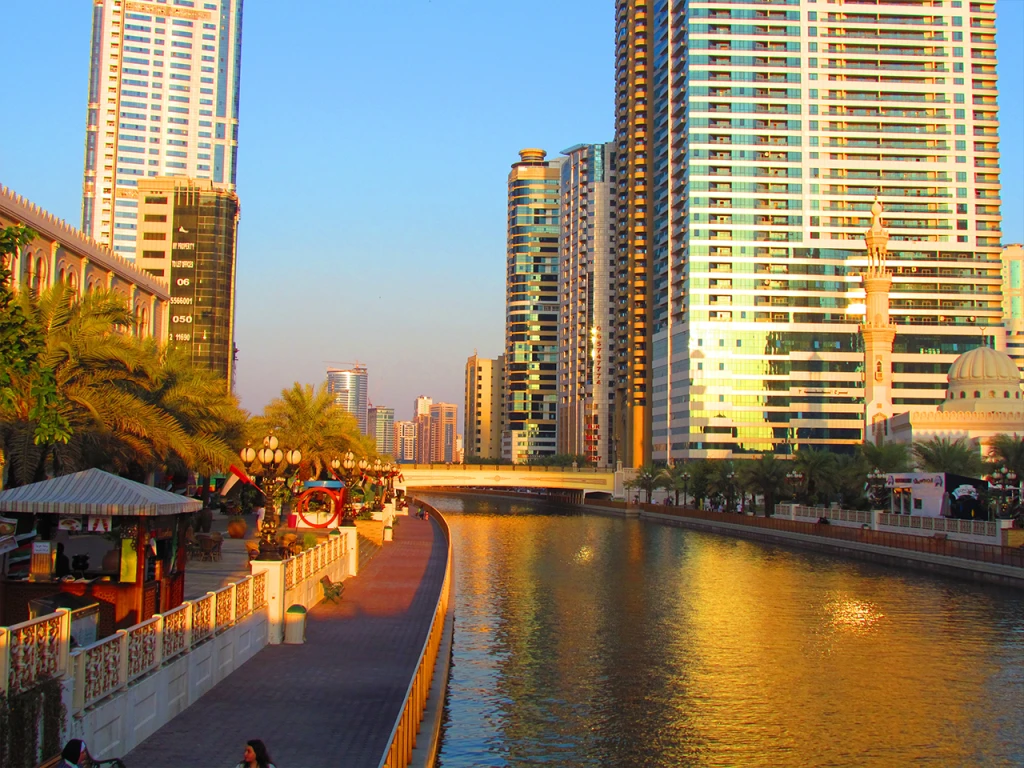 Dubai'den Sharjah Şehir Turu