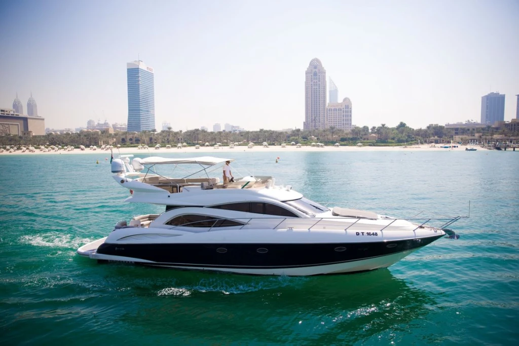 Dubai Luxury Yacht Rental 56 FT – 16 Guest ( Booking Only )