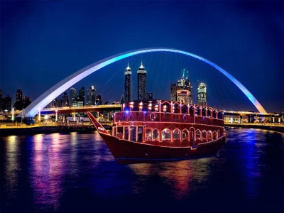 Dubai Canal Dhow Cruise –  Luxury
