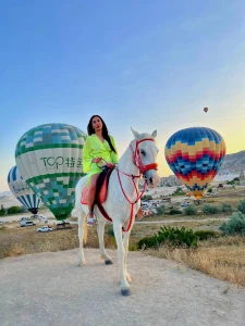 风景优美的骑马冒险，适合所有水平