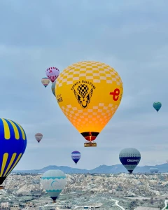 Sonnenaufgang Ballonfahrt: In Göreme