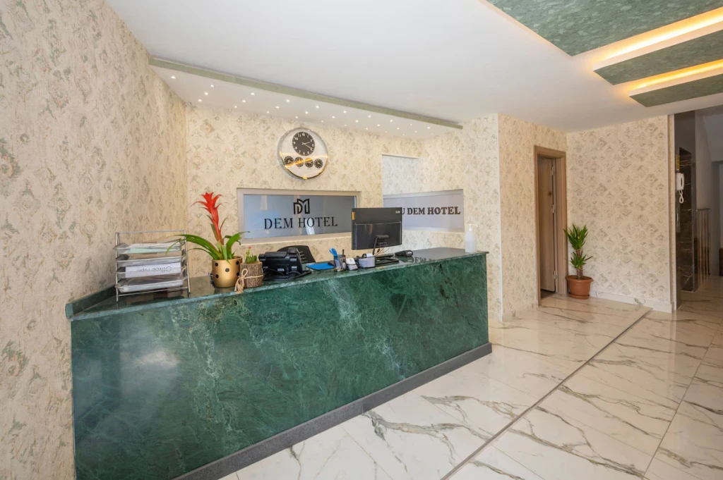 هتل دم چورلو