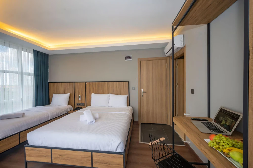 هتل دم چورلو