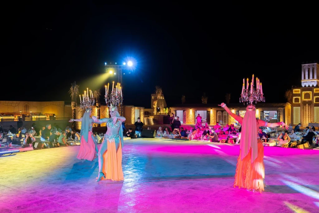 Excursión al desierto con conducción en dunas y cena