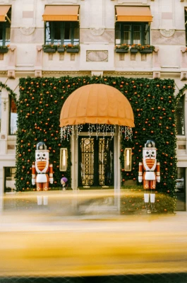 Temporada de Férias em Istambul: Mercados de Natal e Alegria de Ano Novo
