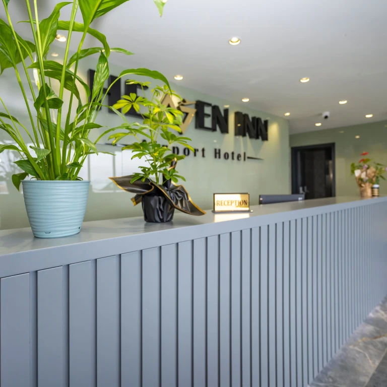 Hotel Aeropuerto Heaven Inn