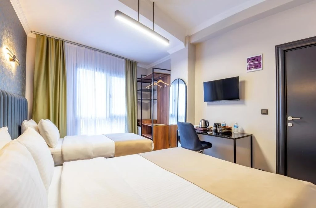 Lenora Havalimanı Oteli