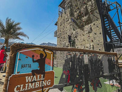 Hatta Wadi – Wall Climbing