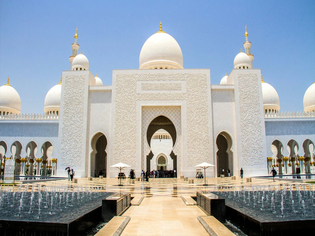 Abu Dhabi City Tour with Ferrari World Ticket