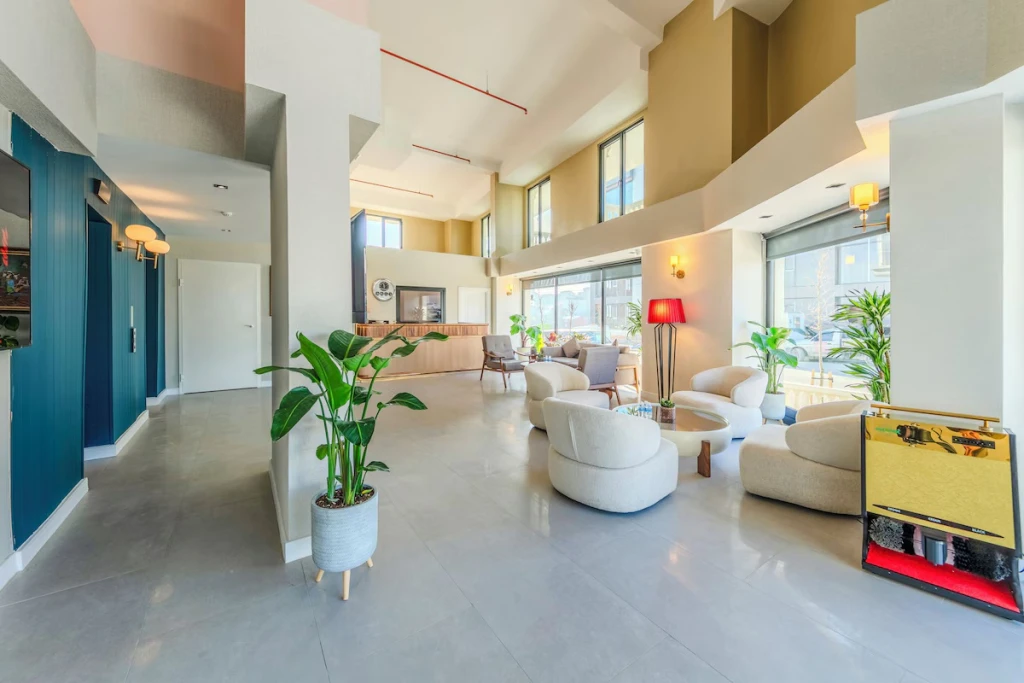 Nenesin Aerodrom Hotel