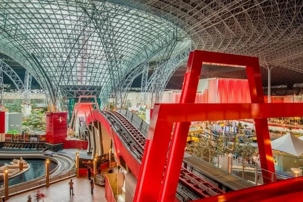 Ferrari World Attractiepark – Ticket + Fast Track Pas