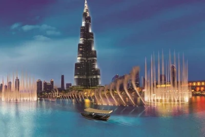 Dubai Fountain Lake Ride