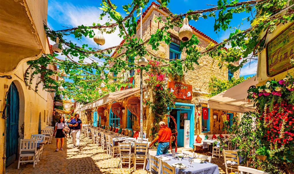 ÇEŞME - ALAÇATI - ILICA TURU (ILICA'DA YÜZME MOLALI) 11 TEMMUZ