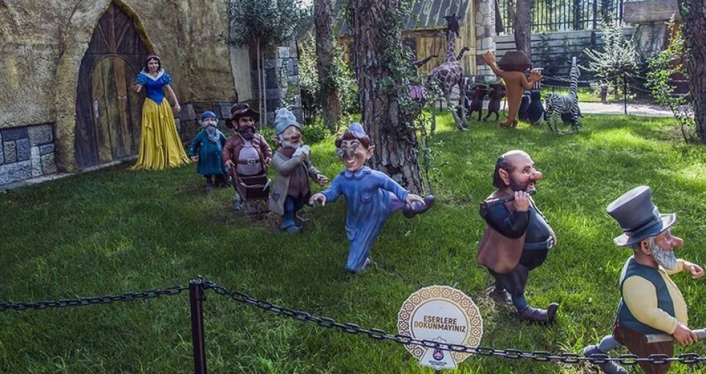 Маниса Масал Парк и тур по Назаркому