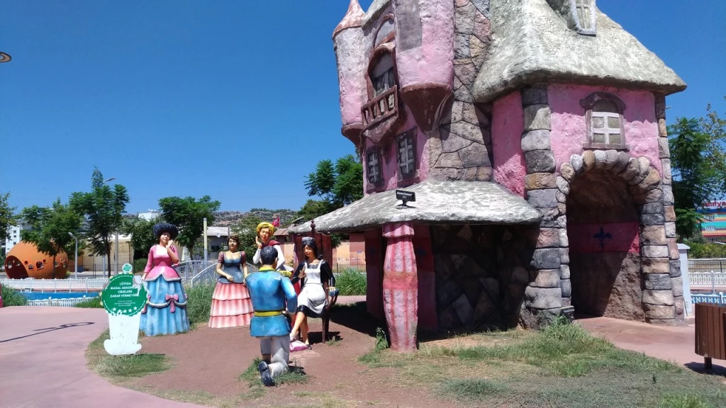 Маниса Масал Парк и тур по Назаркому