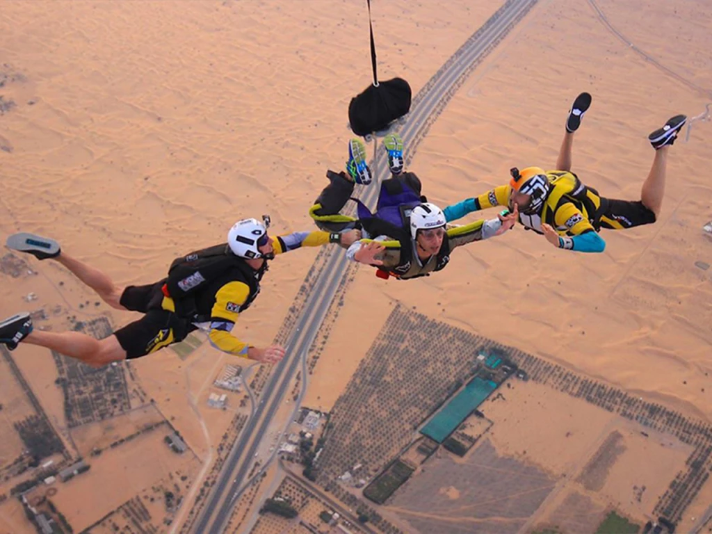 Sky Diving – Desert Jump