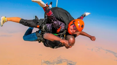 Sky Diving – Desert Jump