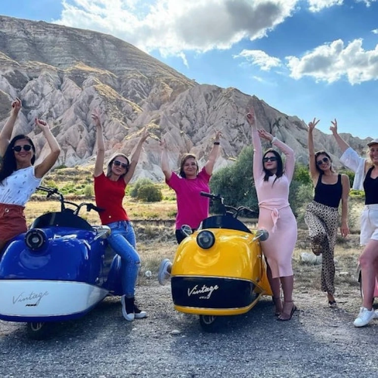 Тур на електричних тріках по Каппадокії