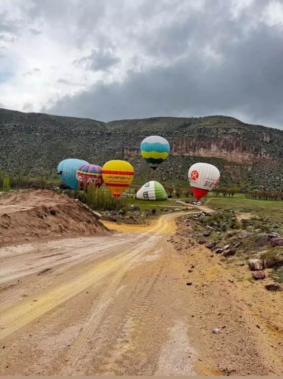 Ihlara Vadisi Sıcak Hava Balonu Uçuşu – Güneşin Doğuşu Deneyimi
