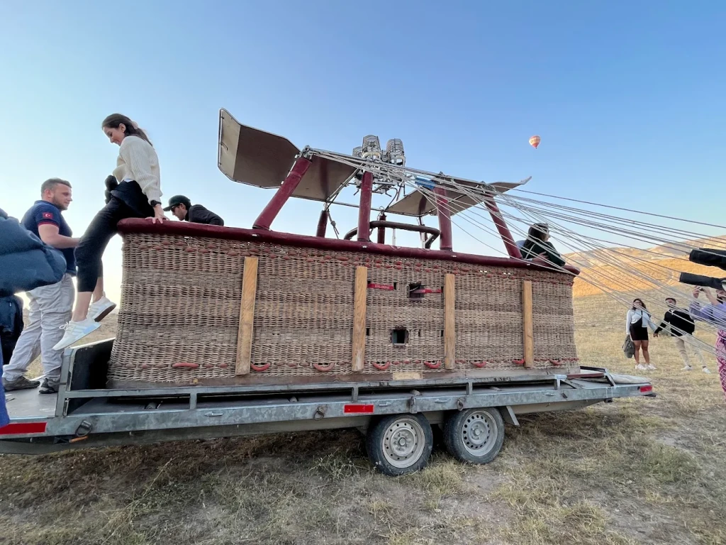 कैपैडोकिया आराम गुब्बारा उड़ान