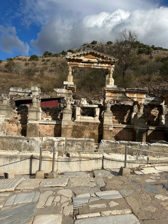 EFES-MERYEMANA-ŞİRİNCE-KUŞADASI GEZİSİ (12 EYLÜL )