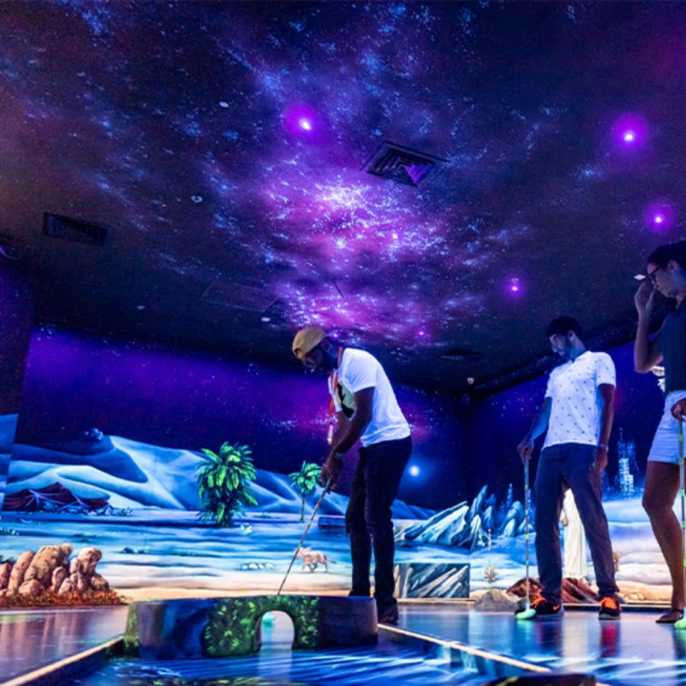 3D Siyah Işık Mini Golf Dubai