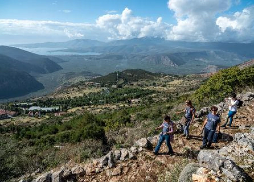Aventura de 6 zile în Grecia: Rădăcini istorice și minuni ale peisajului