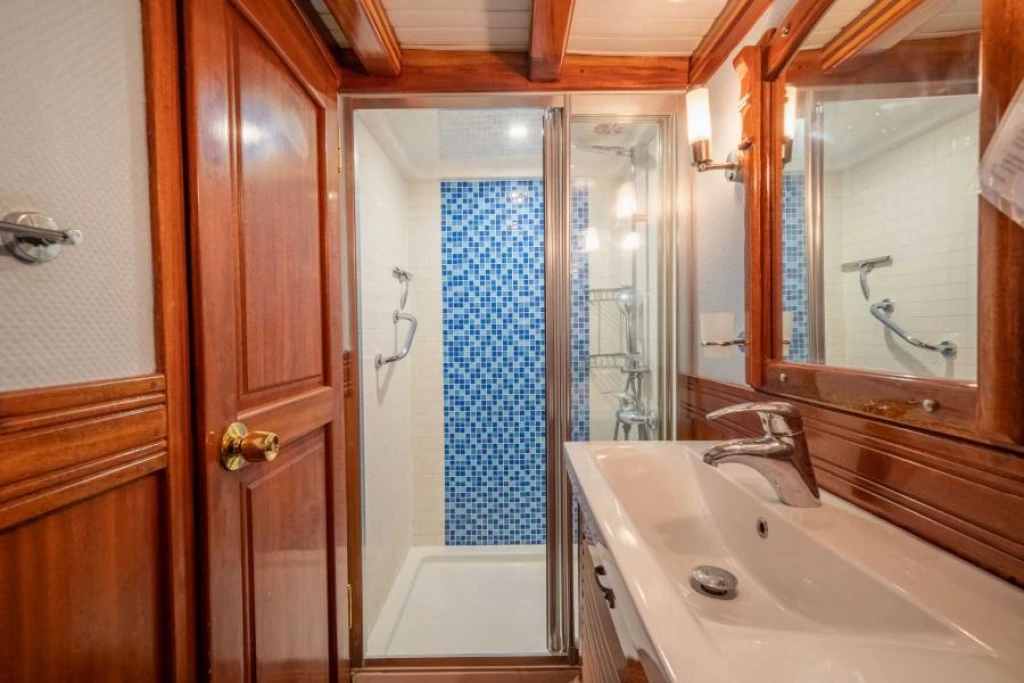 Luxury Gulet Admiral: Exclusive Blue Voyage Turkey