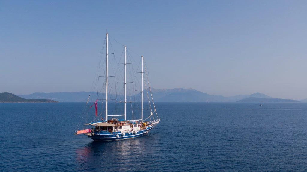 Harmony Blue Cruise – Greek Islands for the Young at Heart