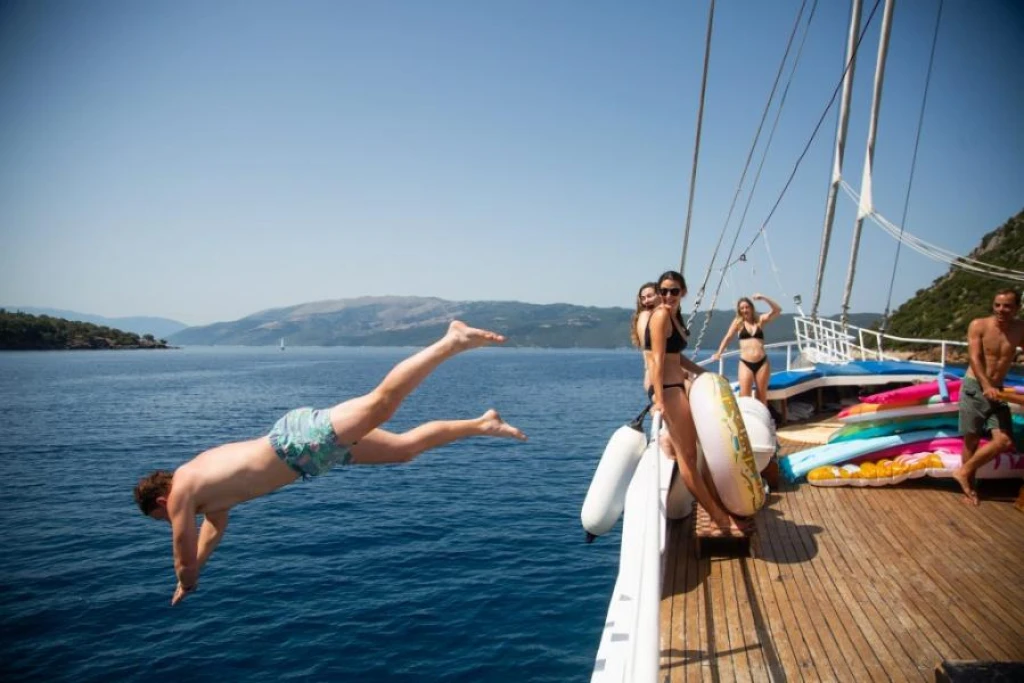 Mykonos Gulet Cruise: Sail the Greek Islands for Young Adventurers (Ages 20–35)