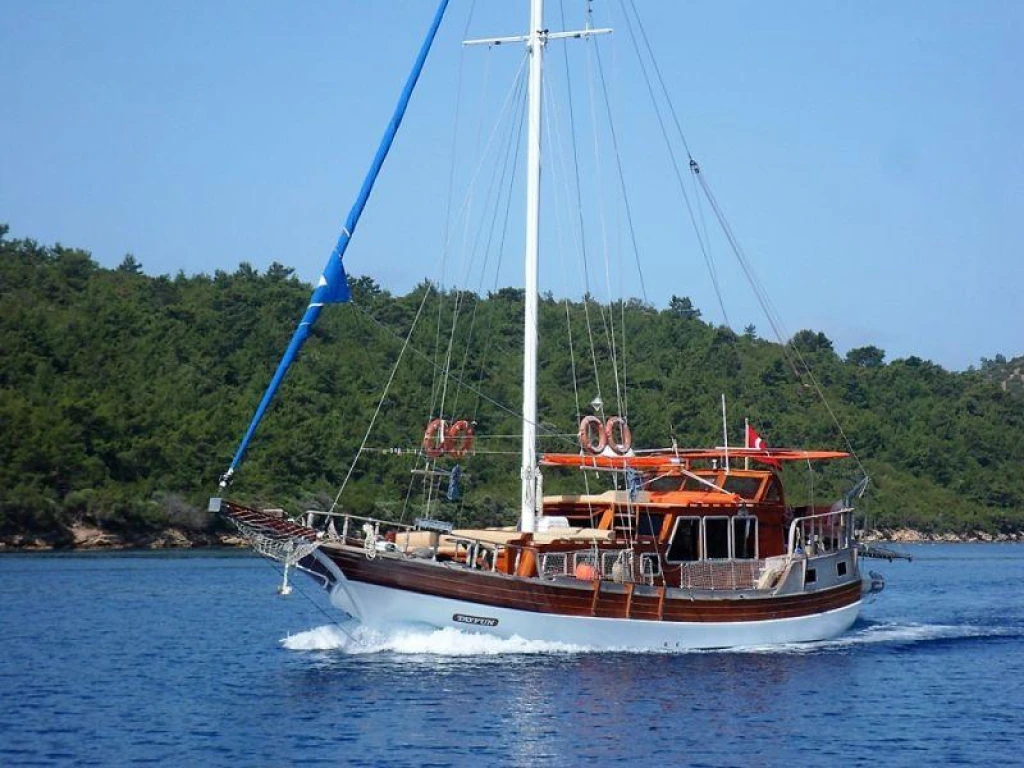 Experience the Best Bodrum Private Daily Gulet Tour – Luxury & Affordable Blue Cruises