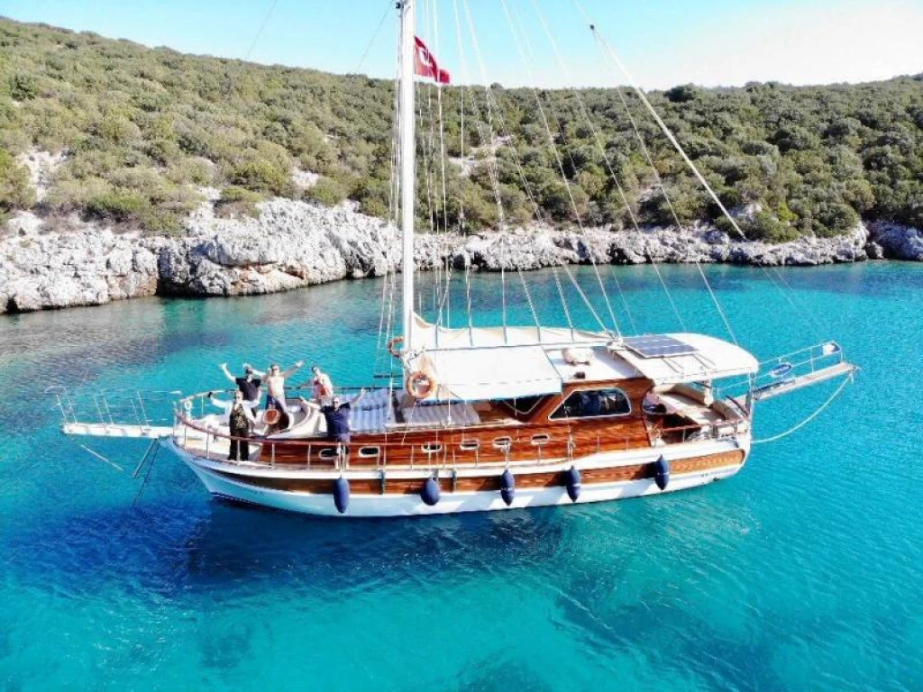 Experience the Best Bodrum Private Daily Gulet Tour – Luxury & Affordable Blue Cruises