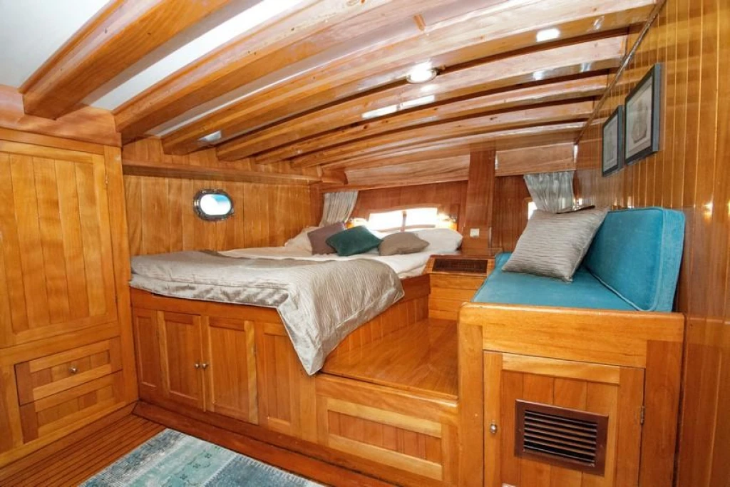 Gulet Yacht Nikola: Your Getaway to Turkish Blue Cruise Adventures