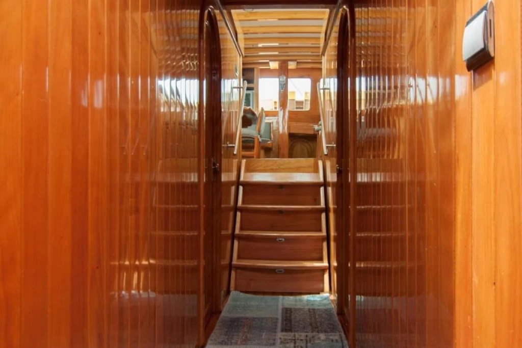 Gulet Yacht Nikola: Your Getaway to Turkish Blue Cruise Adventures