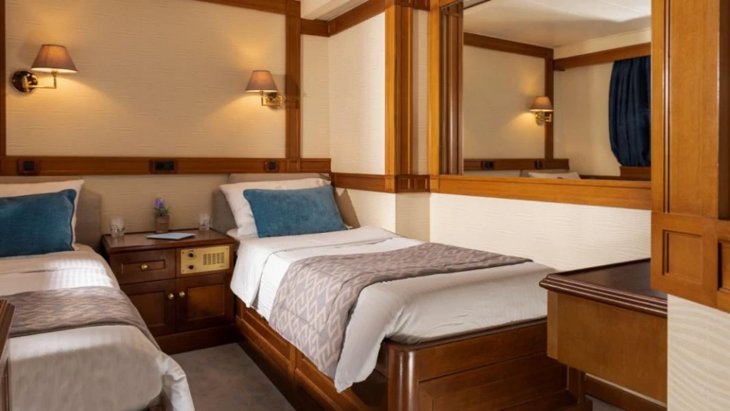 Unexplored Greece: Aegean Islands Cruise