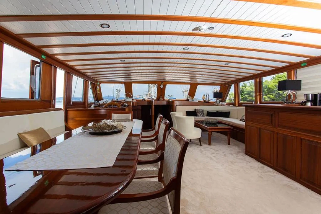 Gulet Dolce Vita – Luxury Croatia Gulet Charter