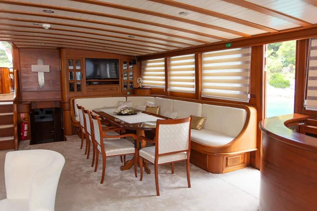 Gulet Dolce Vita – Luxury Croatia Gulet Charter