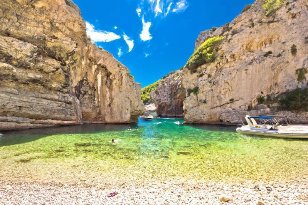 Croatia & Albania Yacht Cruise: A Luxurious 8-Day Voyage