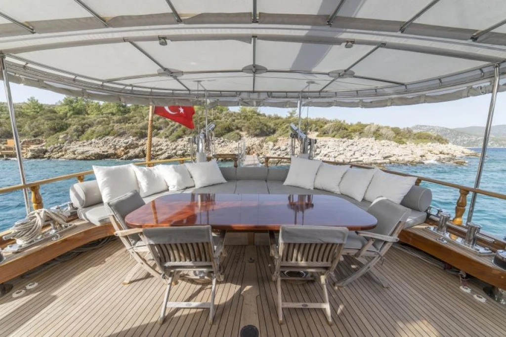 Gulet Hizir – A Luxurious Bodrum Gulet for an Unforgettable Cruise Experience