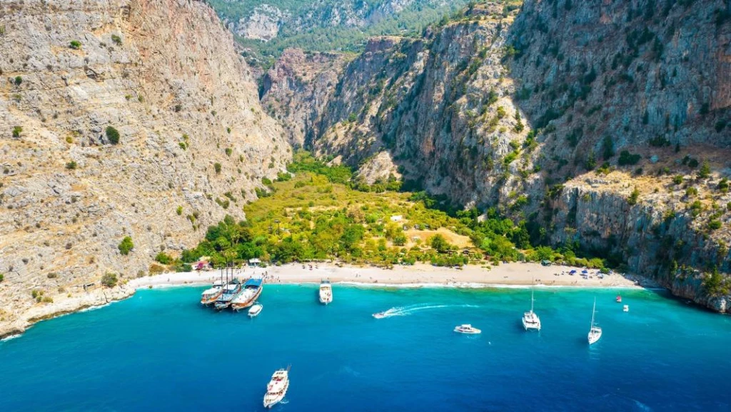 Sail & Stay: 14 Nights Blue Cruise & All-Inclusive Luxury Hotel in Fethiye
