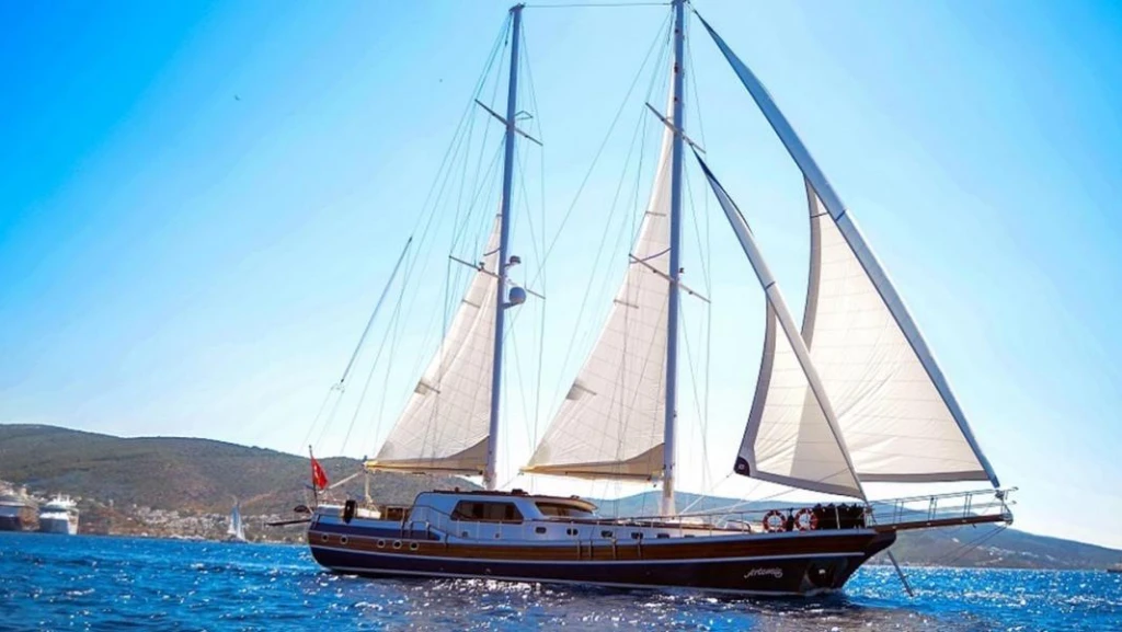 Luxury Gulet Yacht Artemis: Bodrum & Greek Islands Private Charter