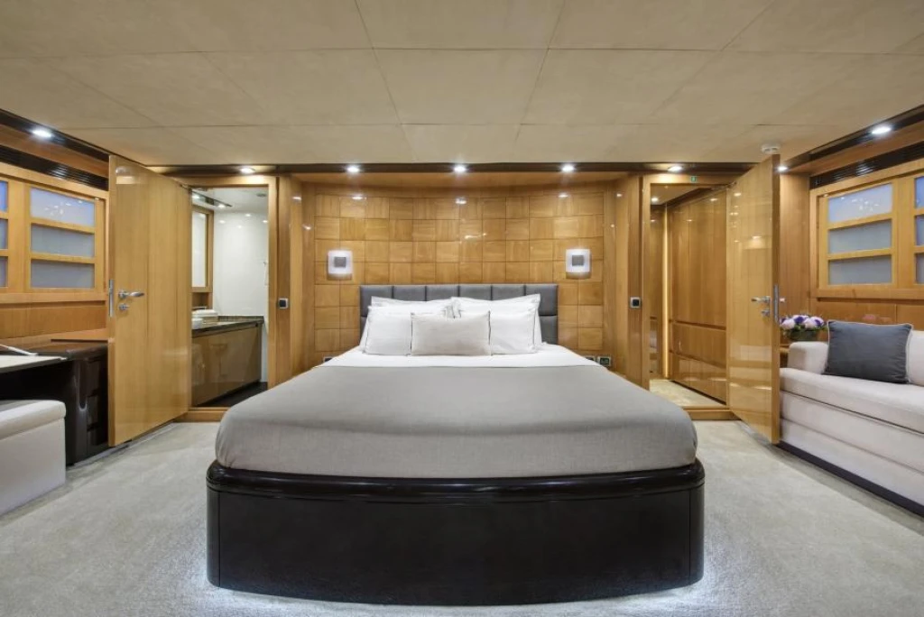VIP Motor Yacht GO:  Luxury Charter Experience Turkey & Greece