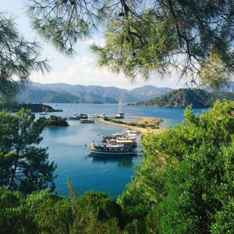 Bodrum to Karacasöğüt Mini Blue Cruise – 4-Day Turkish Gulet Adventure