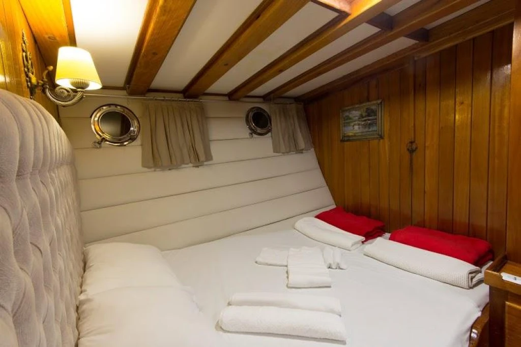 Bodrum to Karacasöğüt Mini Blue Cruise – 4-Day Turkish Gulet Adventure