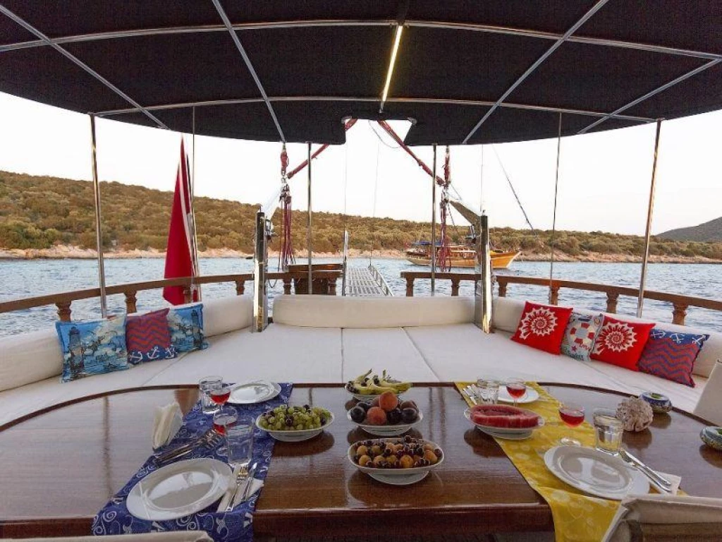 Bodrum to Karacasöğüt Mini Blue Cruise – 4-Day Turkish Gulet Adventure